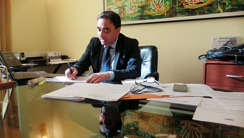 Provincia di Crotone, il Presidente Ferrari annuncia: "al via il bando per nuove agenzie disbrigo pratiche automoblistiche